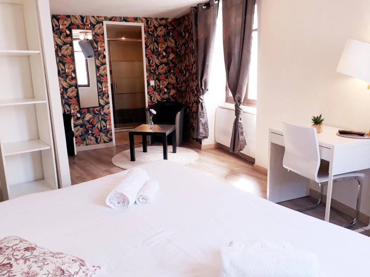 Hotel Renaissance Мартиг Екстериор снимка